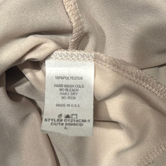 Elegant Black Lace Chemise - Picture 8 of 10